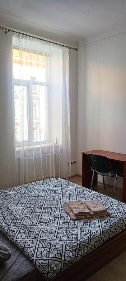 2Х Кімнатна Квартира У Львові Поряд З Залізничним Вокзалом Apartment Luaran gambar